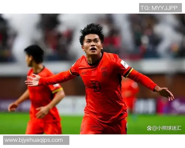 中国足球俱乐部签约国际球星，引发球迷热议